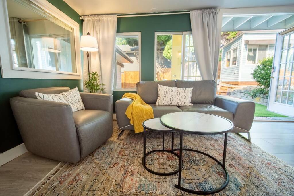 King Garden Suite/20 Mins To Dwntwn Vancouvr/Petok North Vancouver Bagian luar foto